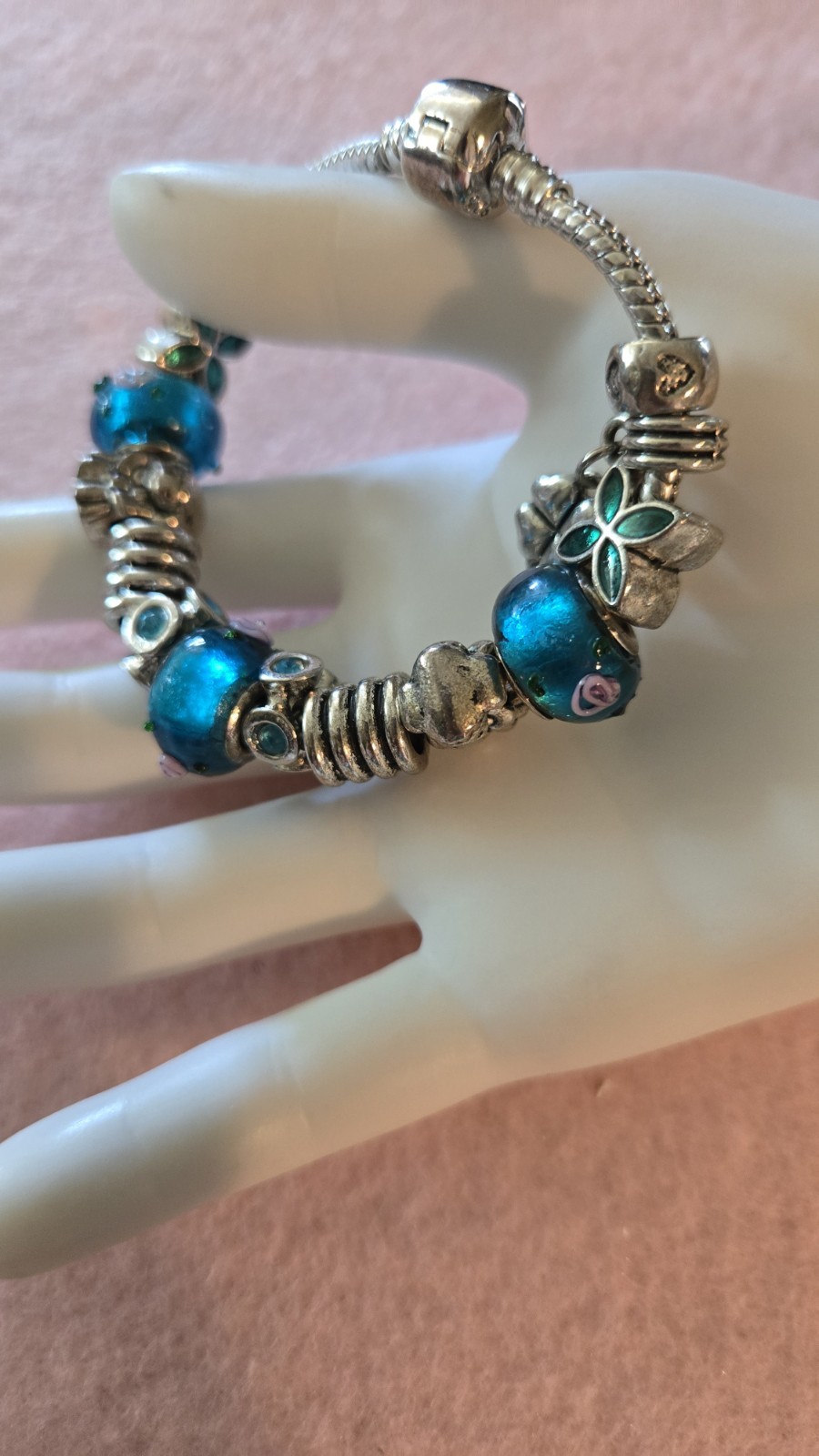 Pretty Little 925 Cable Bracelet Unbranded With Generic Charms! 7.25″