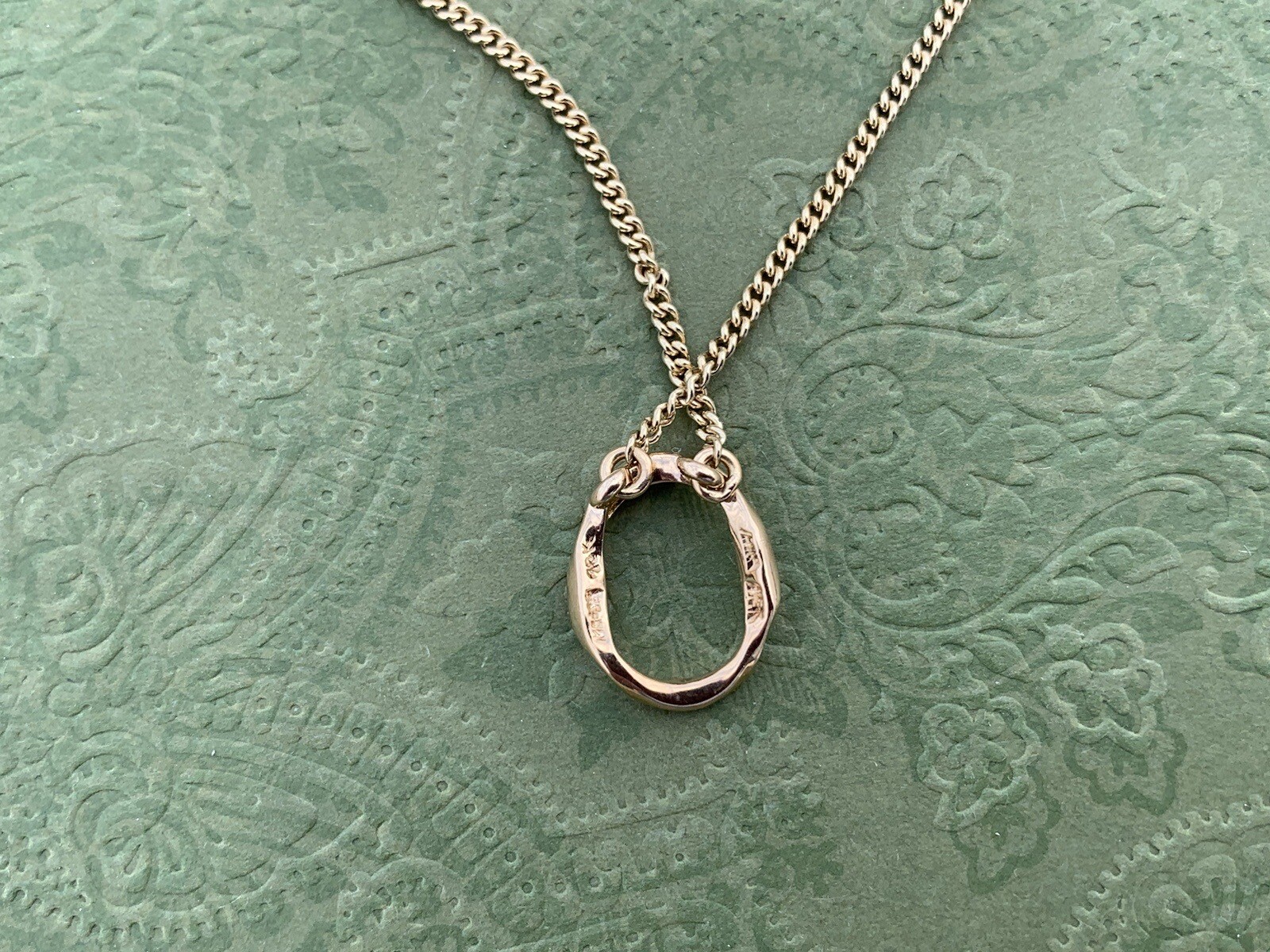 18K Yellow Gold Tane Link Oval Pendant Chain Necklace (17″) – 7.7 Grams