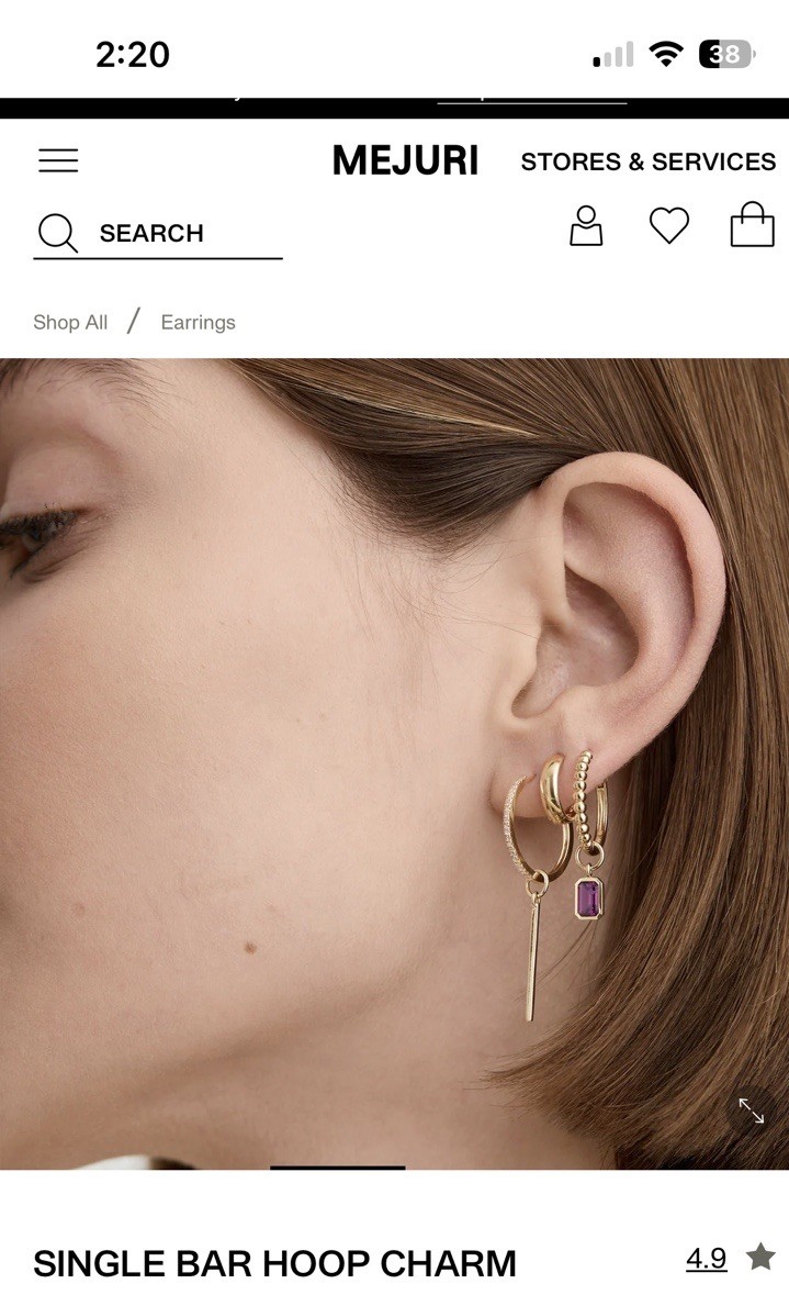 Mejuri – 14k Yellow Gold Single Bar Hoop Charm