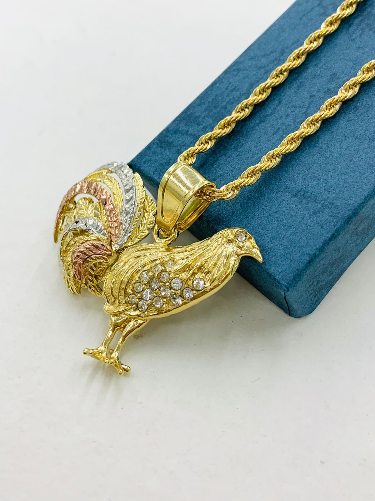 Mens Rope Chain Chicken Rooster Pendant Necklace 24″ for Good Luck & Protection