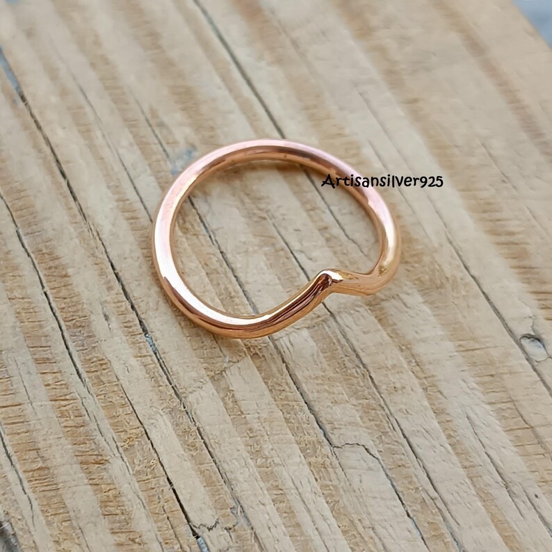 Minimalist V Copper Ring | Hand-Forged Chevron Stacking Band, Dainty WisAll Size