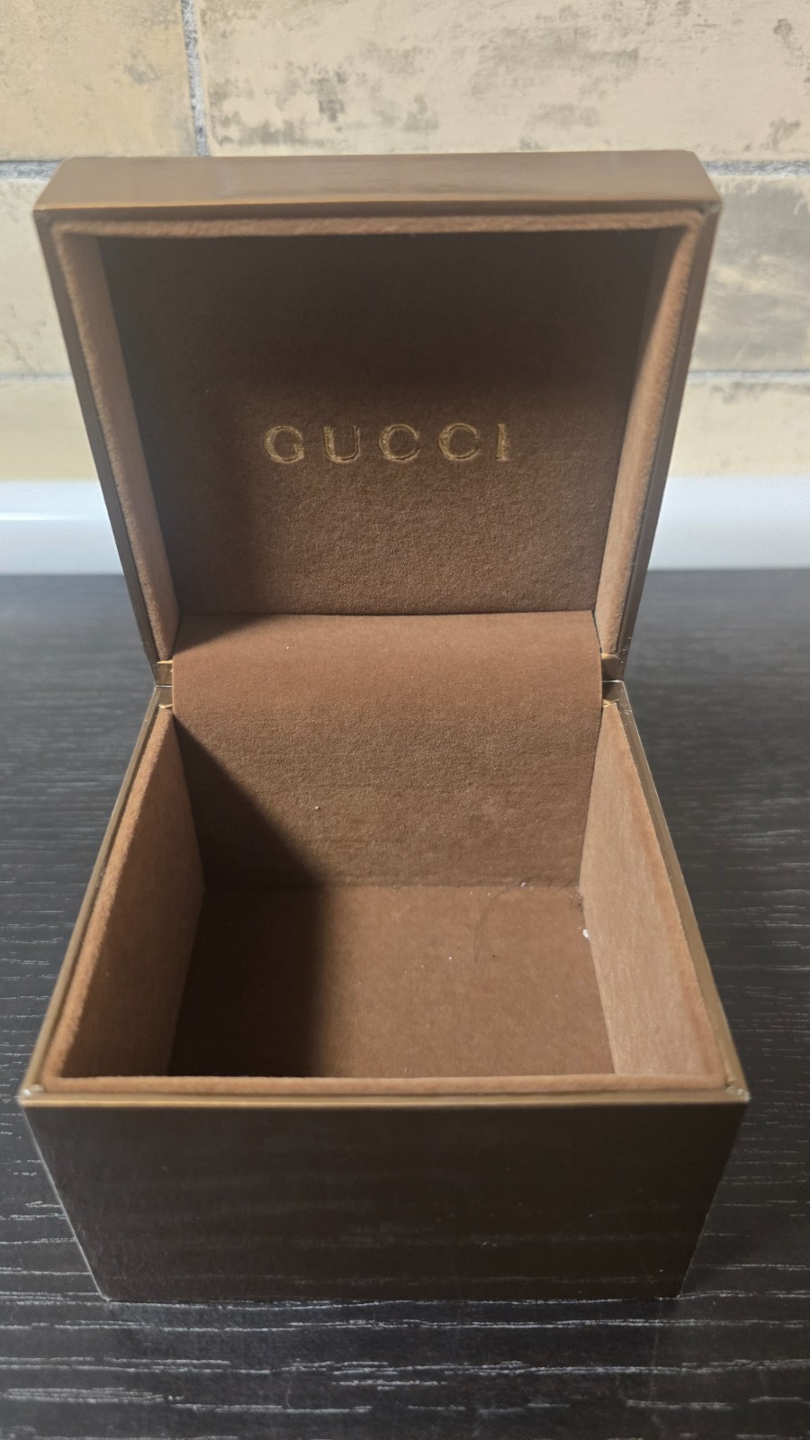 Gucci Small Accessory Box – Authentic 4×4 Designer Packaging – Brown
