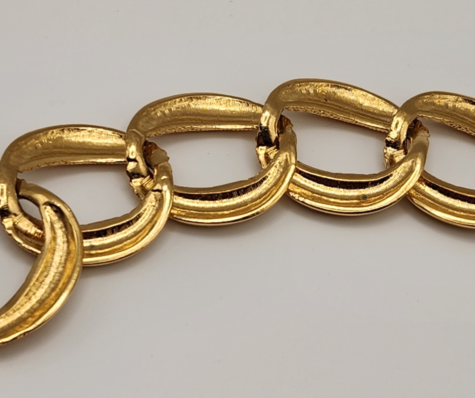 Vintage Napier Gold Tone Chunky Link Necklace Textured Statement Signed 18″