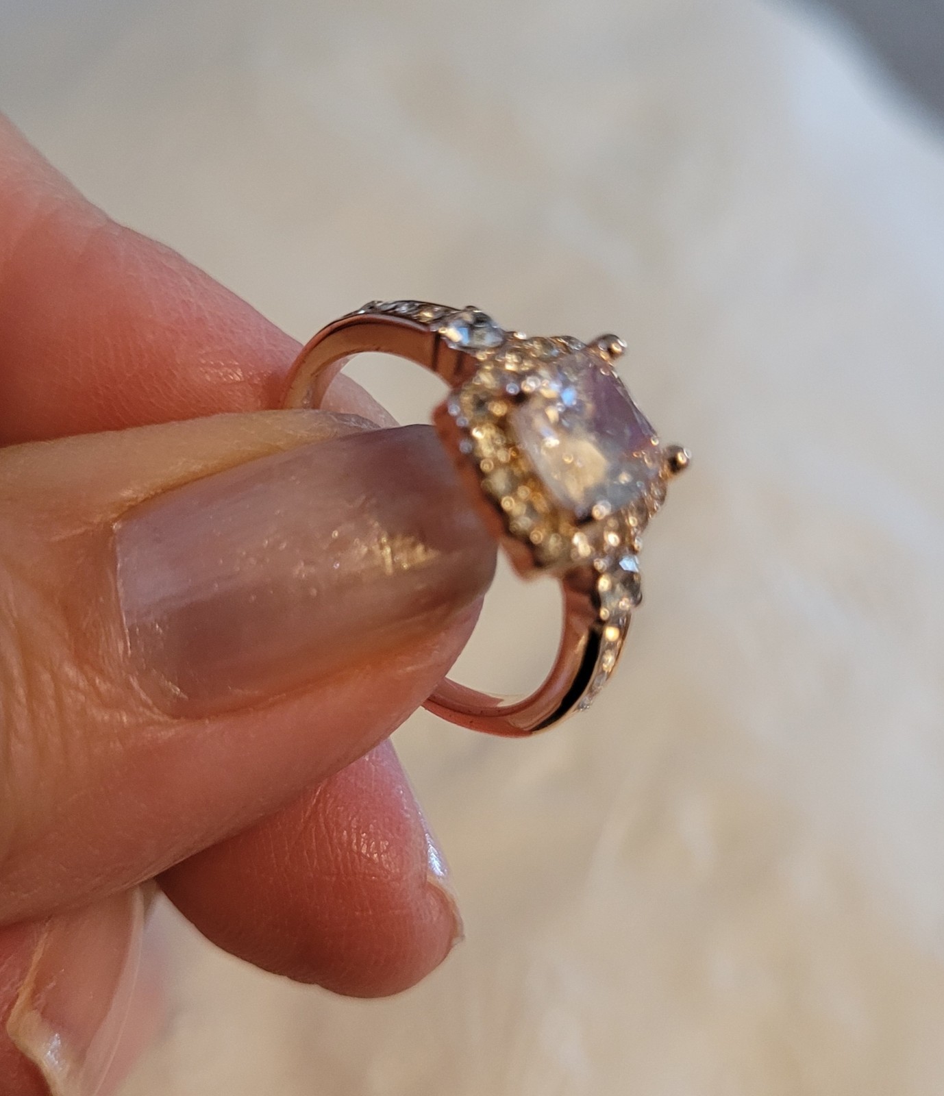 Rose Gold-Tone Halo Ring Cushion Cut Simulated Diamond – Size 6