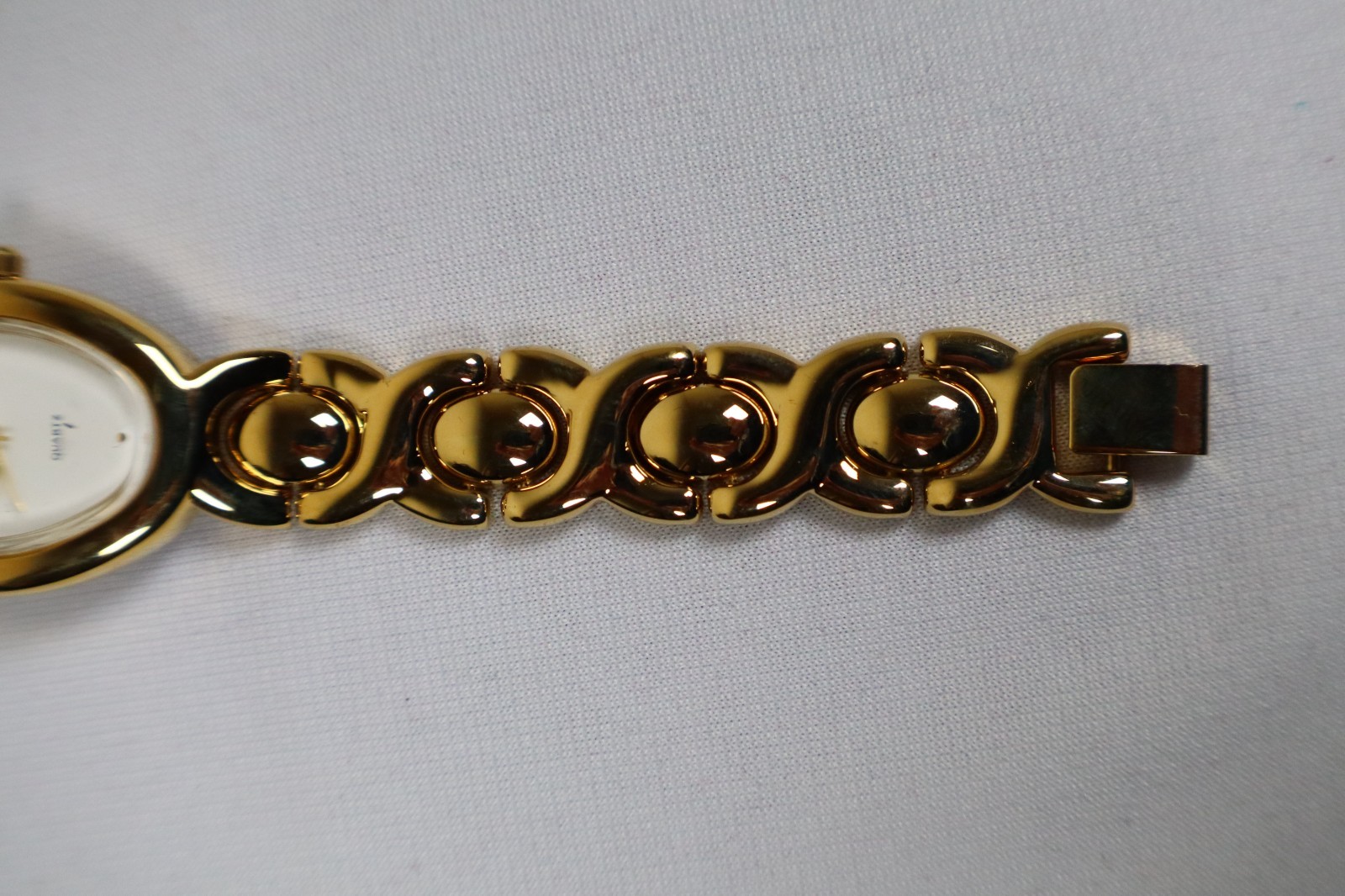 Sutton Quartz Watch Gold Tone Oval Face NIB Needs New Battery ONE YEAR WARRANTY