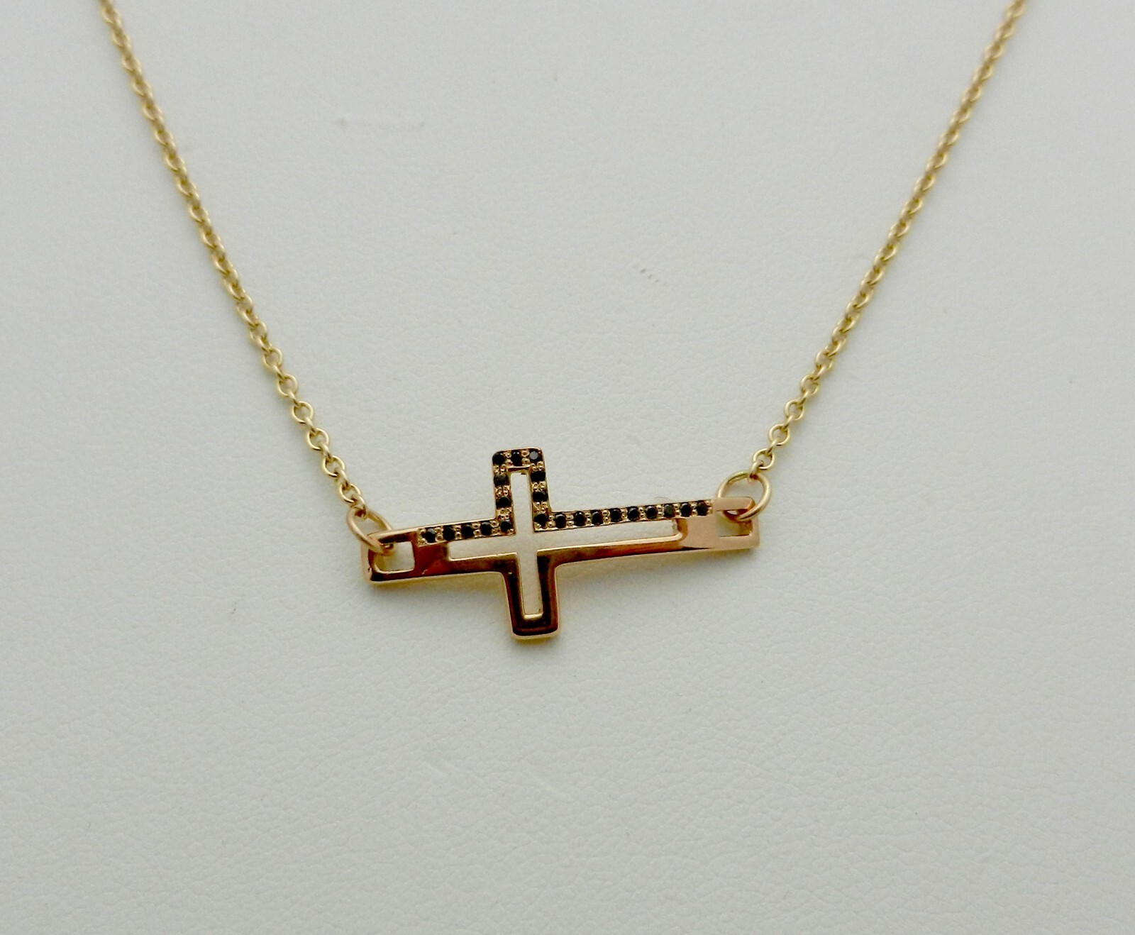 Unique Design Skeleton CROSS with Chain Necklace 22″ long 5.3 gram of 14k Gold
