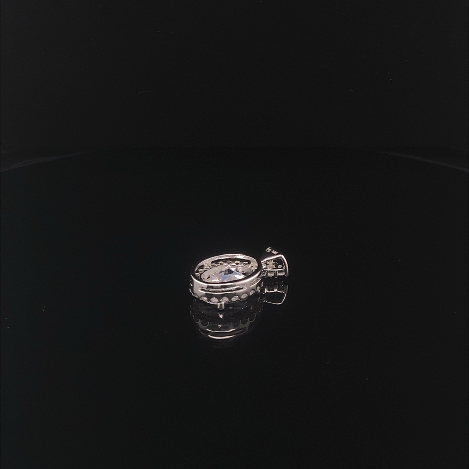 925 Silver Oval Pendant New Without Packaging