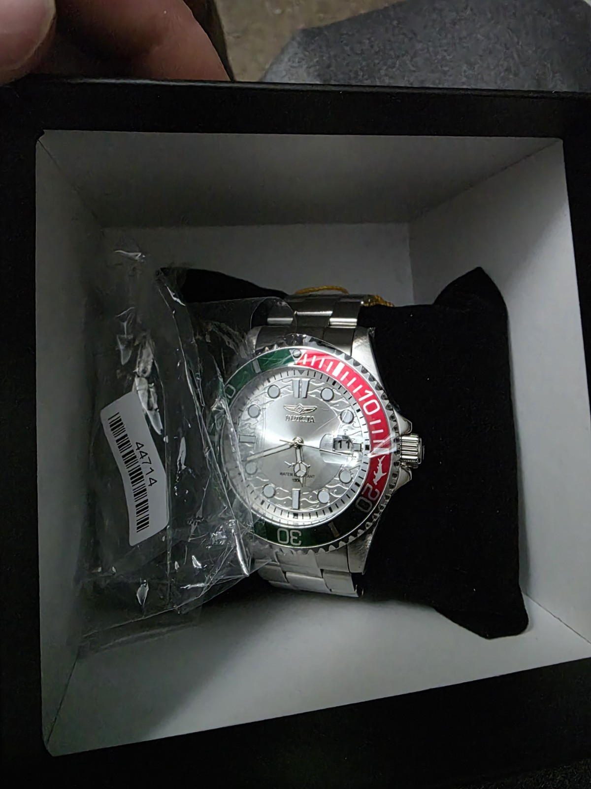 44714 – Invicta Pro Diver Men’s Watch – 43mm, Steel (44714)