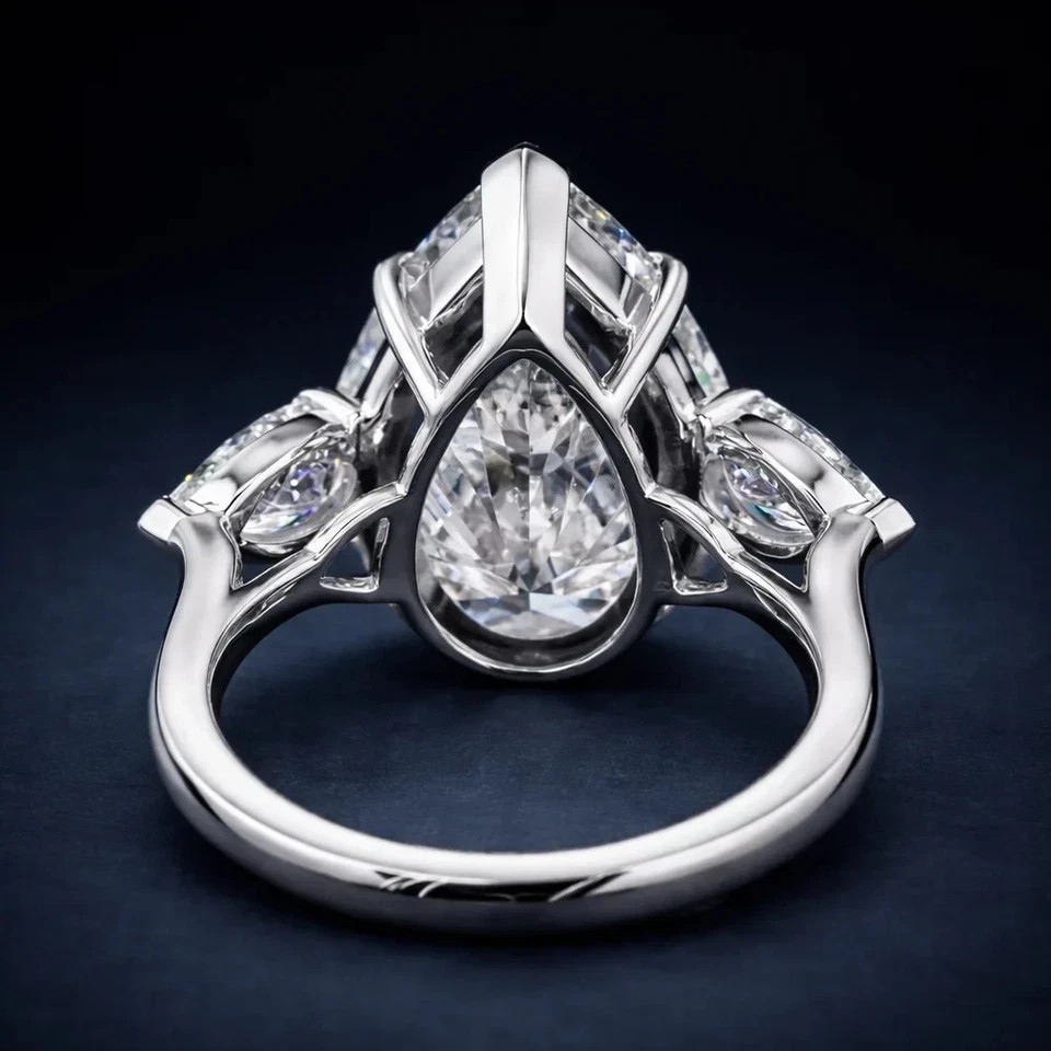 RARE 19.50 Ct White Treated Diamond Ring, 925 Silver, Excellent Luster
