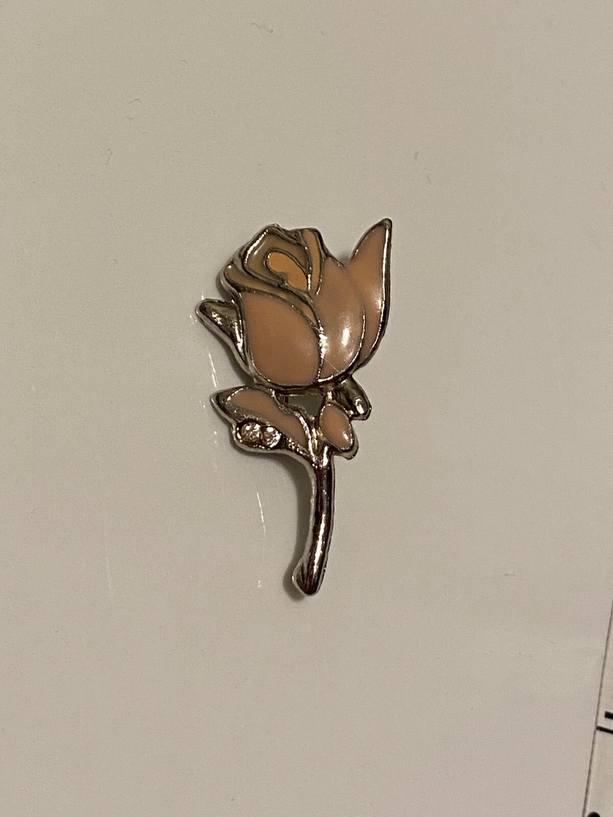Pink Rose – Love – Beauty – Silver Tone Borders – Vintage Lapel Pin