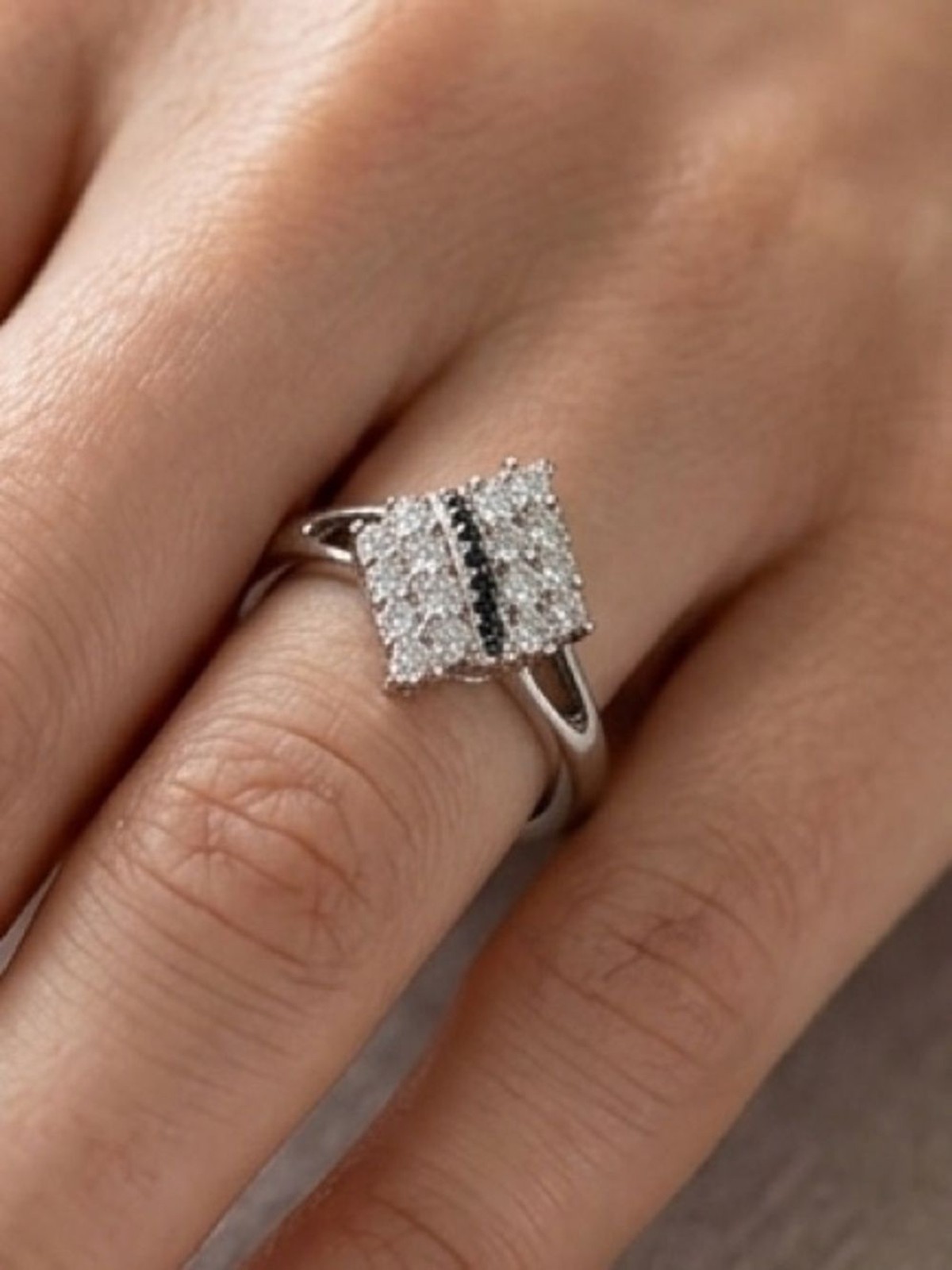 18K White Gold Filled Ring with Sparkling Cluster CZ Stones Size 8.5