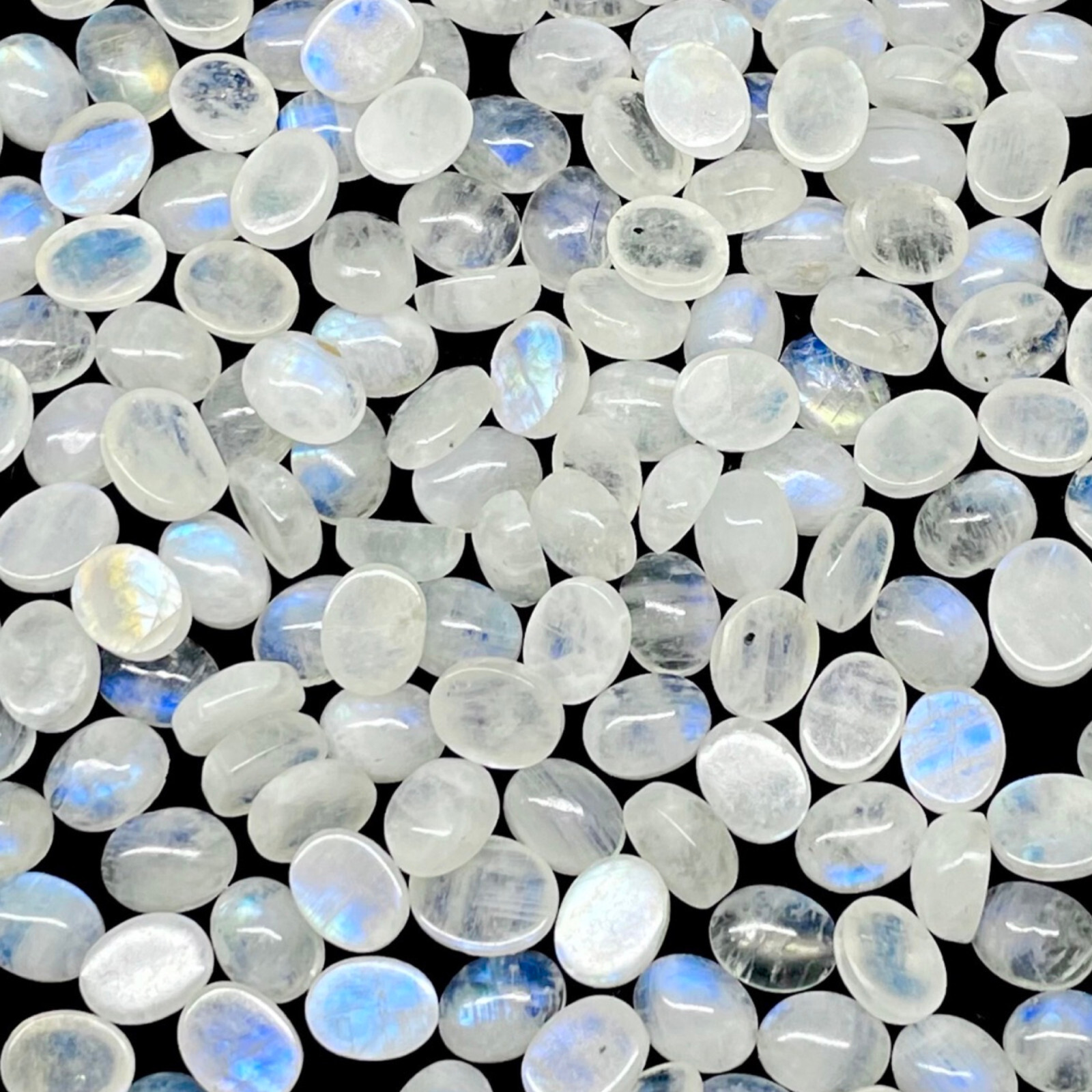 50 Pcs Natural Rainbow Moonstone 9x7mm Oval Blue Shines Cabochon Gemstones Lot