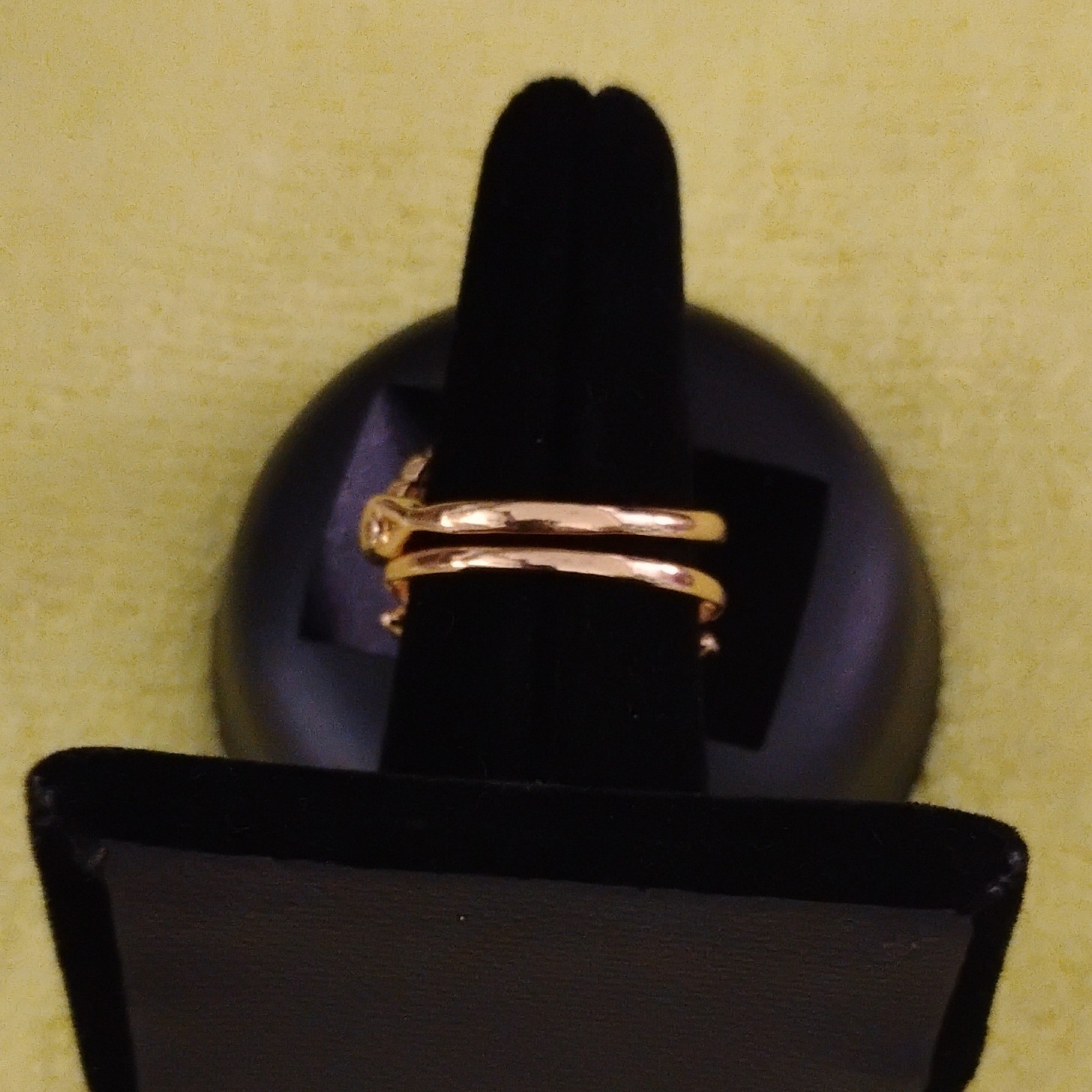 Gold Tone Cocktail Ring Size 7 Oval Blue Center Stone Clear Accent Stones