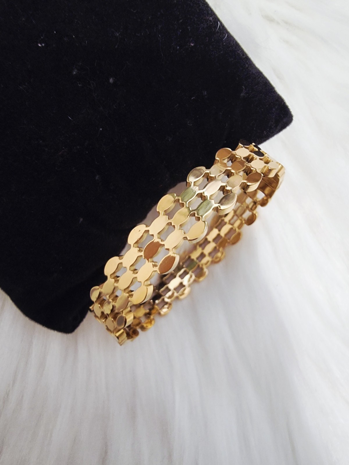 Luxe Gold Chain Bangle – Bold Oval & Rectangle Links Bracelet
