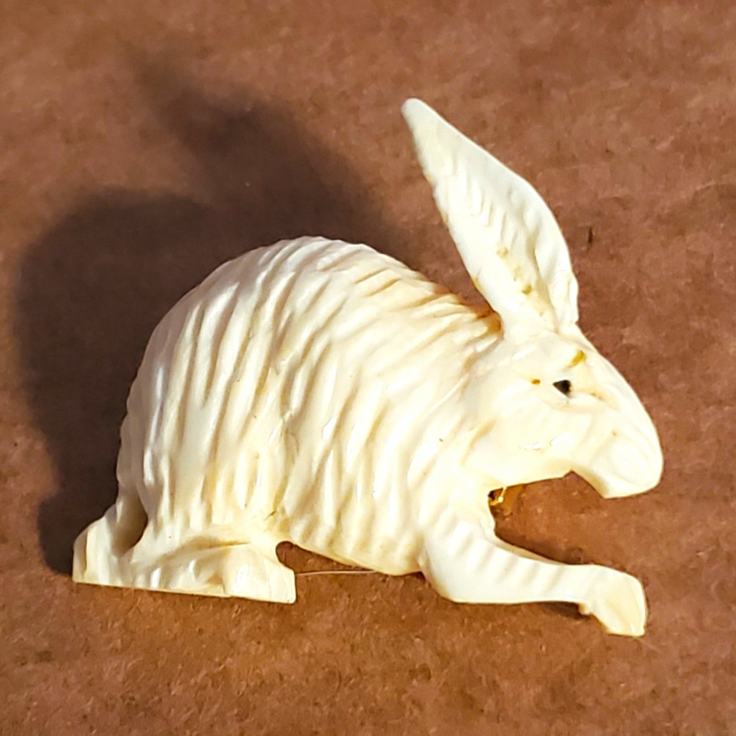 Rabbit Brooch Pin, Animal Theme, No Stone, Unisex Adults