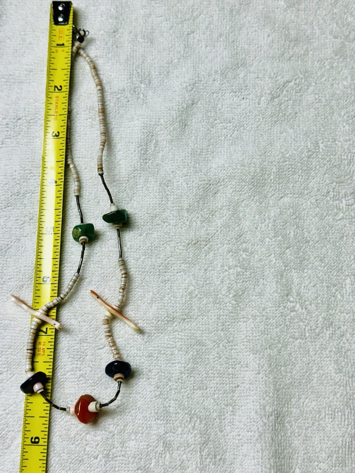 Green Orange Stone Chunk Chip Bead Bird Fetish Seed Bead Collar Necklace n0379