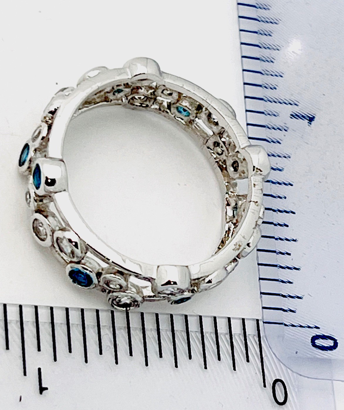 Sterling Silver 925 5.3 Gram Bezel Set 18 Clear 10 Aqua CZ Ring Size 10