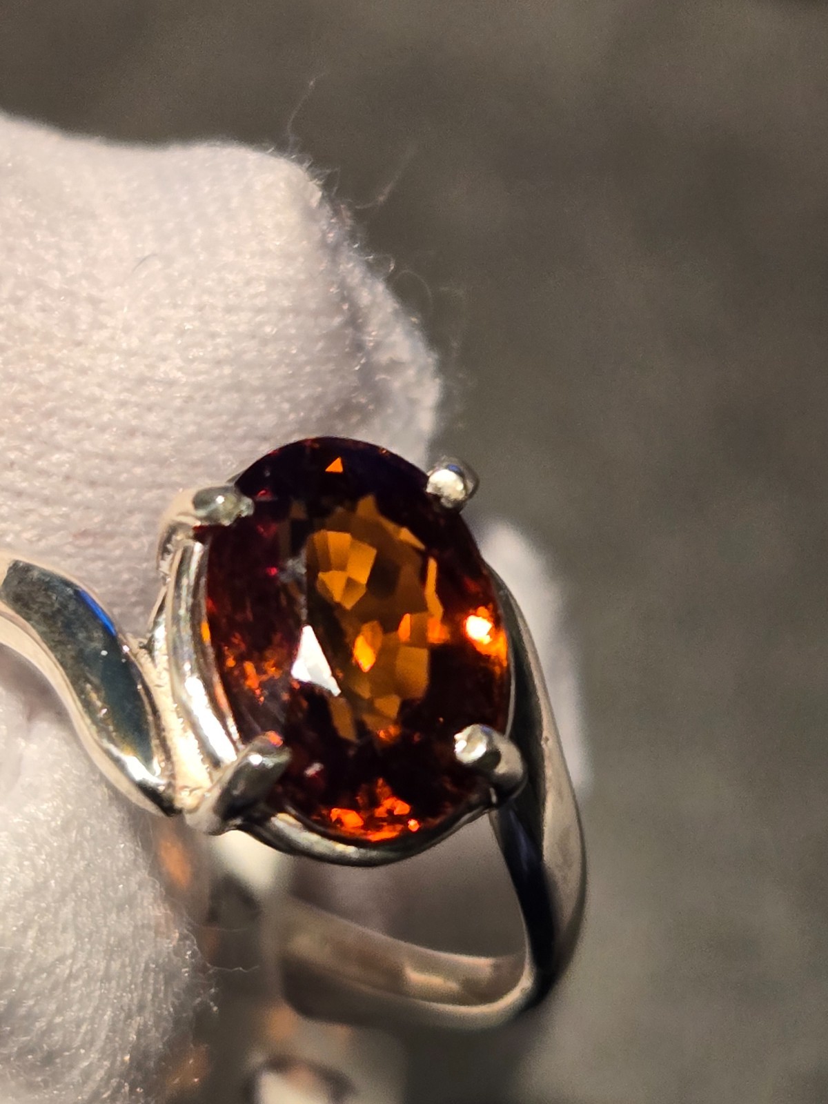 FINE IMPERIAL ZIRCON STERLING SILVER RING! 2.86CT, RICH COLOR, DEPTH, LUSTER!!