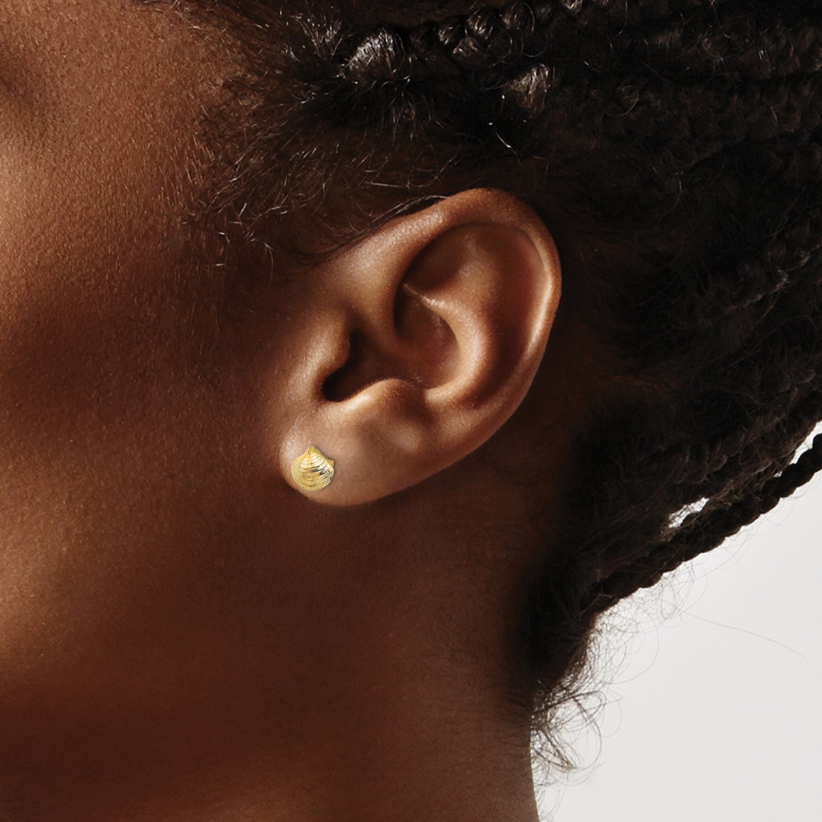 14k Yellow Gold Mini Clam Shell Post Earrings