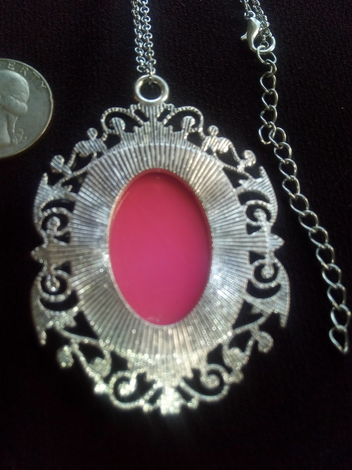 SW Red Turquoise 2″ Stone Pendant, 32″L ST Chain, Color By Sherwin-Williams