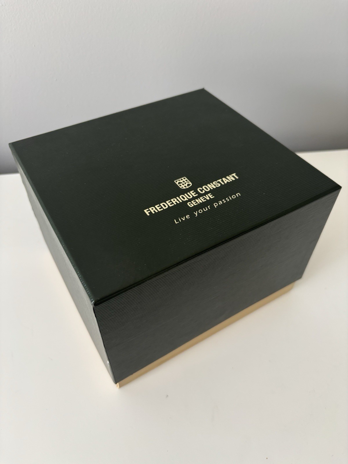 Frédérique Constant Classic Moonphase Manufacture FC712