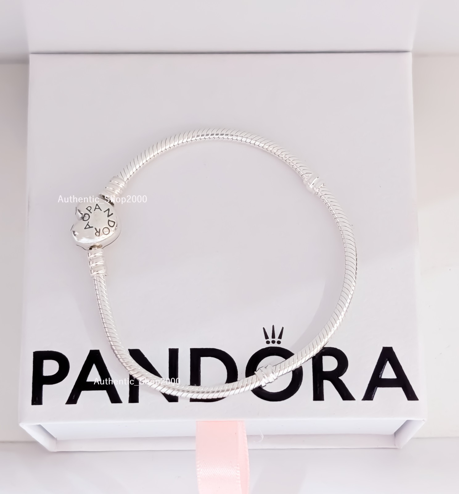 New Pandora S925 Sterling Silver Charm Bracelet with Heart Clasp 590719