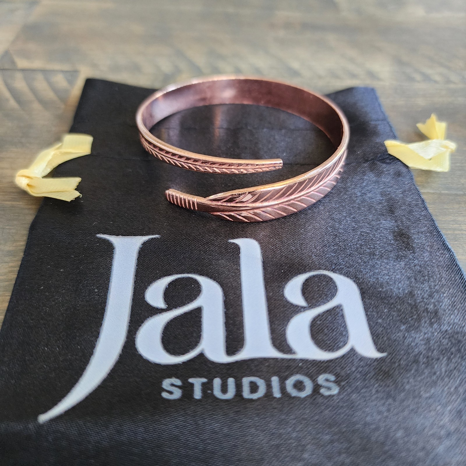 Pure Copper Feather Bracelet Bangle Adjustable 10 mm Wide 20g Open Cuff