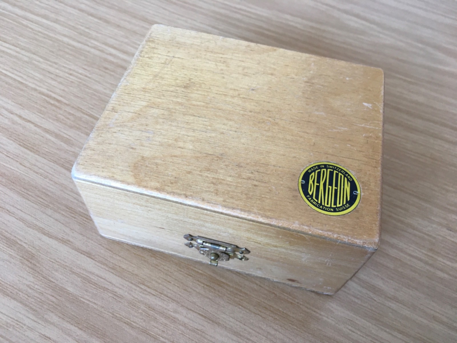 Genuine BERGEON 2729 mainspring winder tools in wooden box