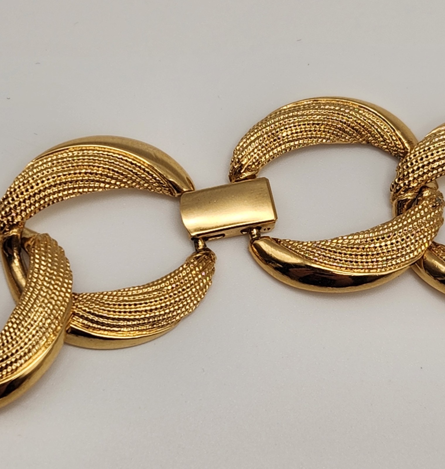 Vintage Napier Gold Tone Chunky Link Necklace Textured Statement Signed 18″