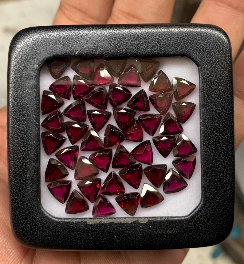 Trillion Shape Garnet, Top Quality Natural Garnet Gemstone, Faceted Cut Garnet