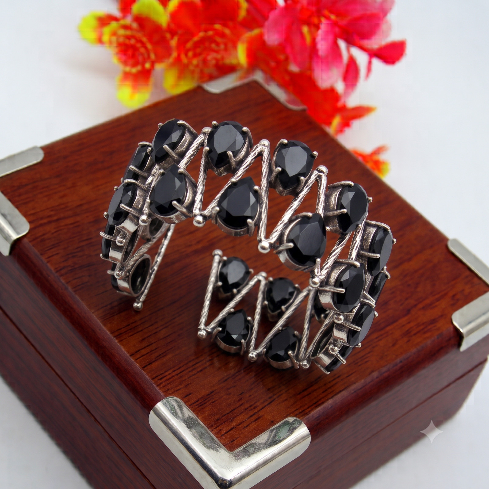 Black Spinel Gemstone Handmade 925 Sterling Silver Cuff Bracelet Jewelry ADJ 8″