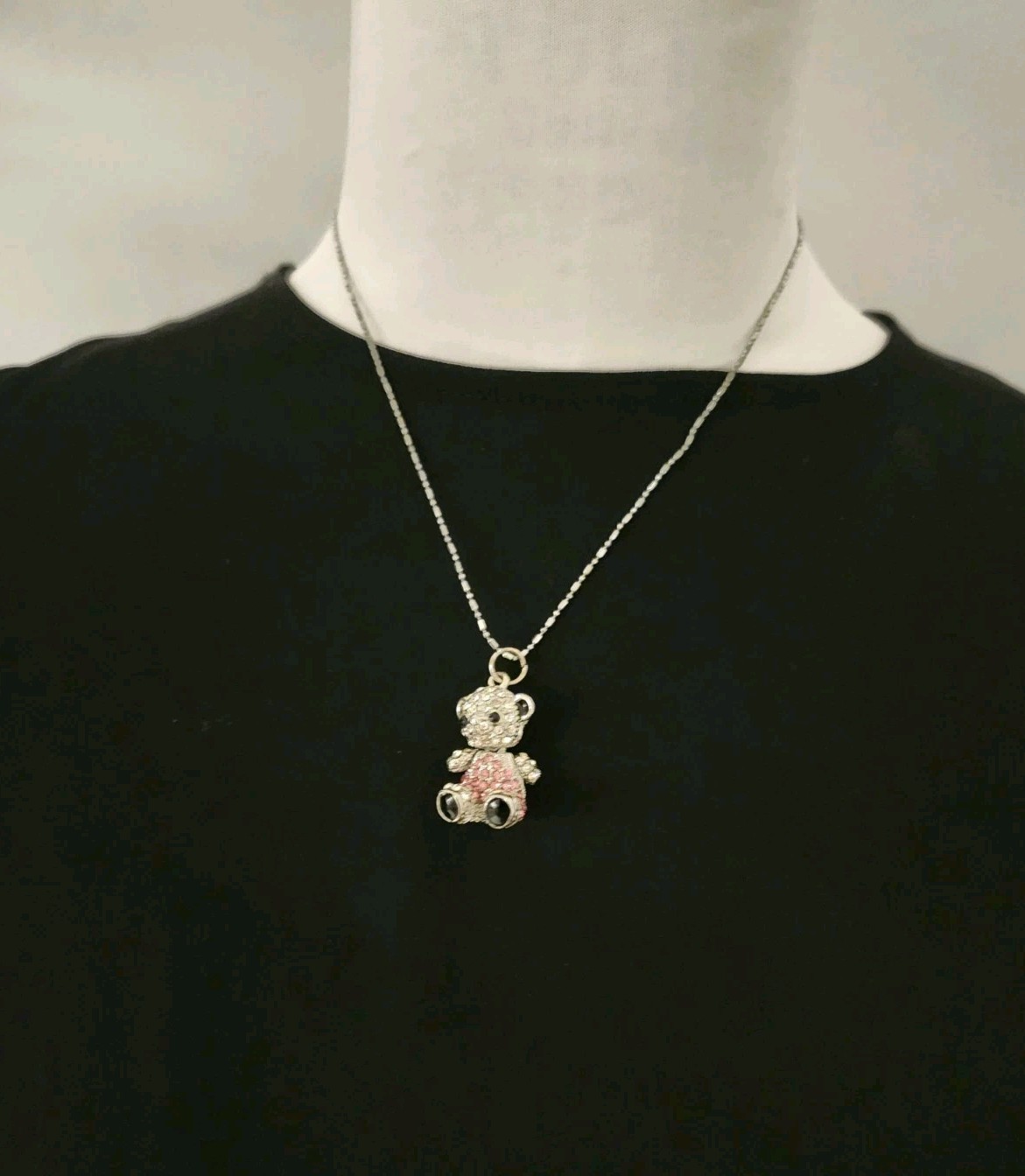 Silver Toned Teddy Bear Chrystal Pendant Necklace With Moving Head Pink White S