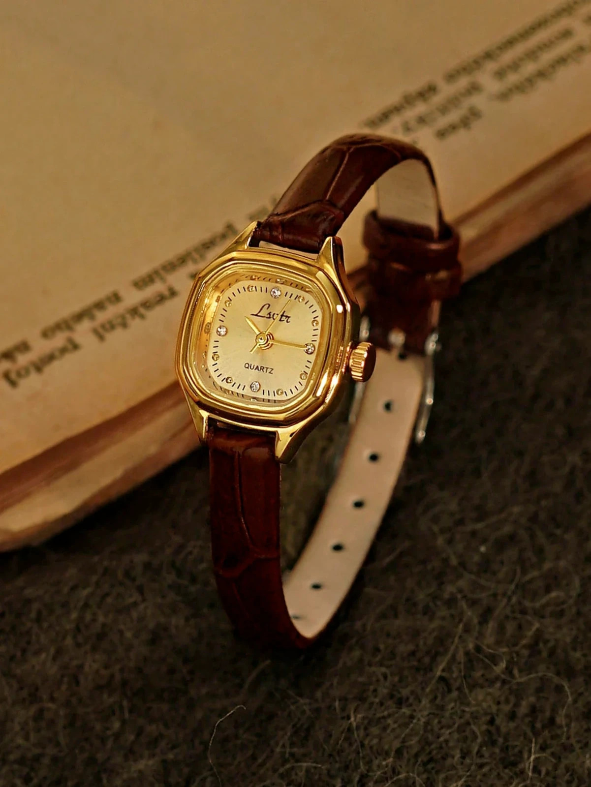 Gold French Vintage Style Unique Dainty Women’s Wrist Watch Trendy Cute Gift