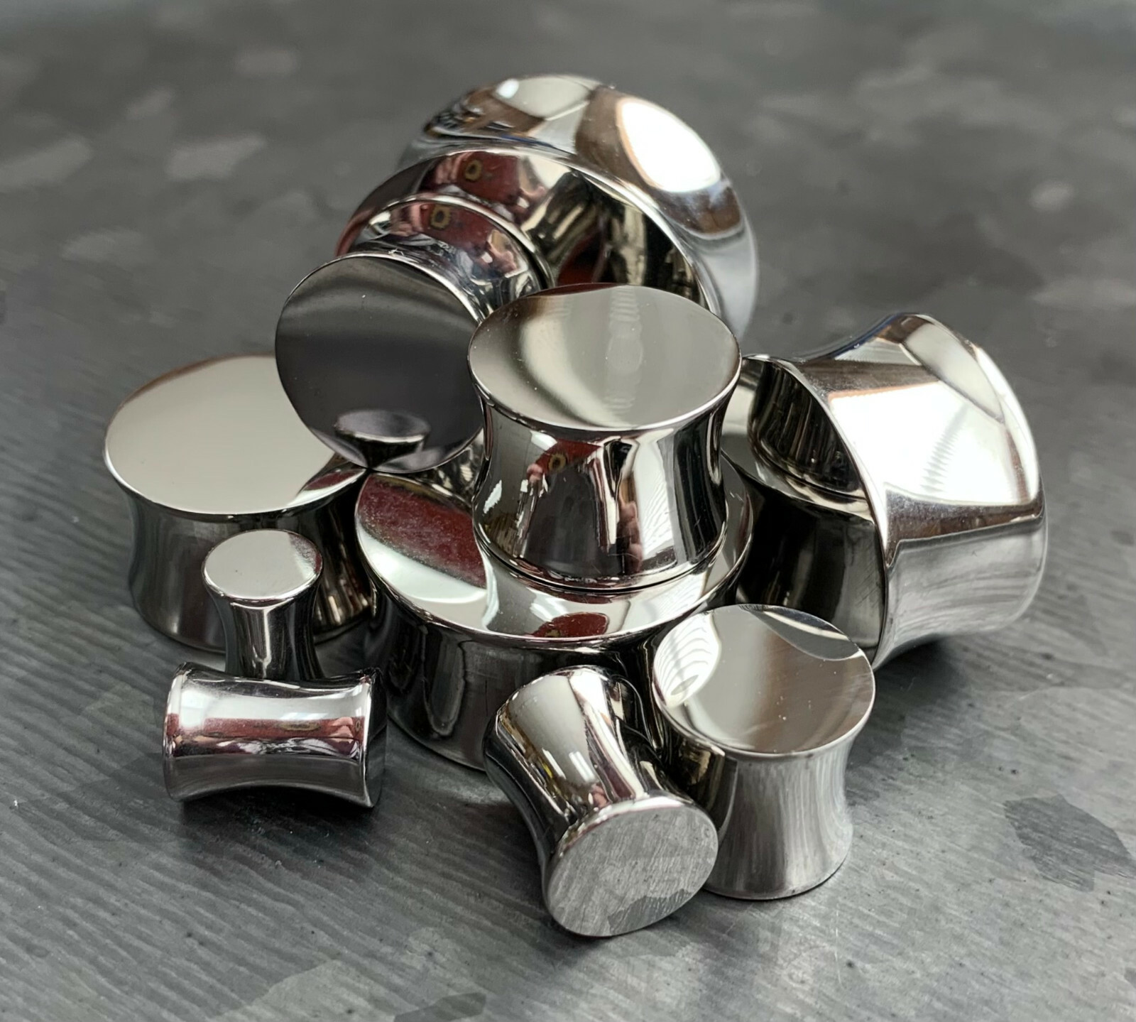 PAIR Hand Polished Solid 316L Surgical Steel Plugs Double Flare Saddle Gauges