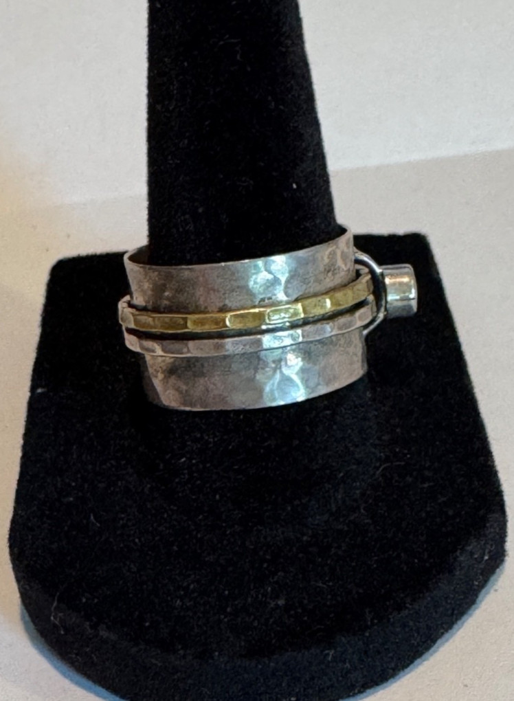 Artisan Style Hammered Spinner Ring Size 8 Mixed Metal Green Stone Wide Band Boh