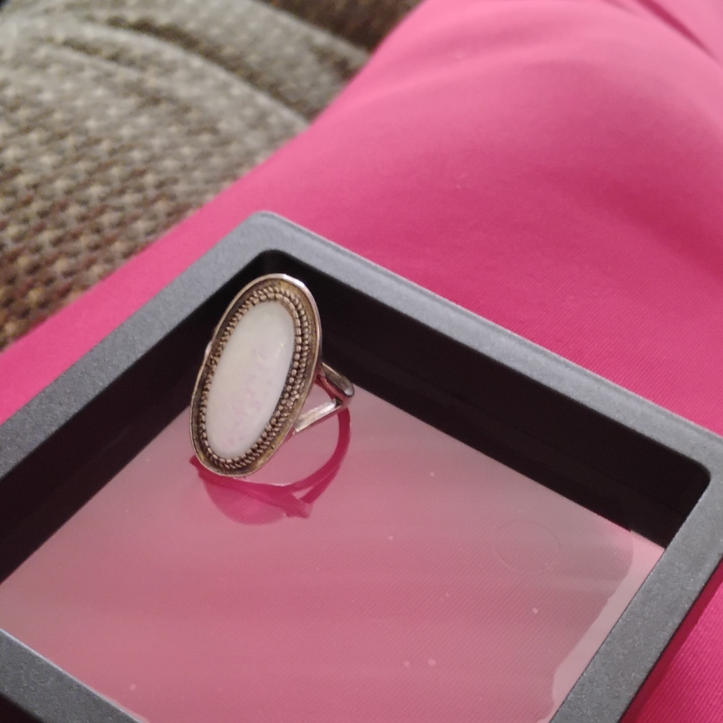 Silver Tone Cocktail Ring Size 7 Oval White Opal Bezel Set 1 Gemstone Metal