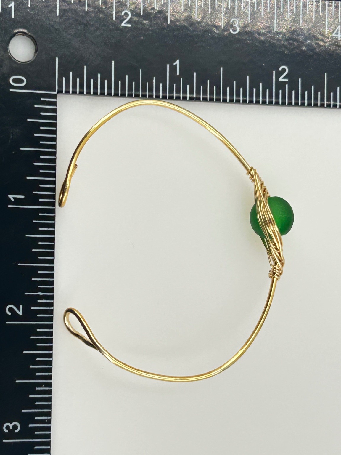 Handcrafted Wire Wrapped Gold Tone Bracelet with Green Glass Bead 6.5in