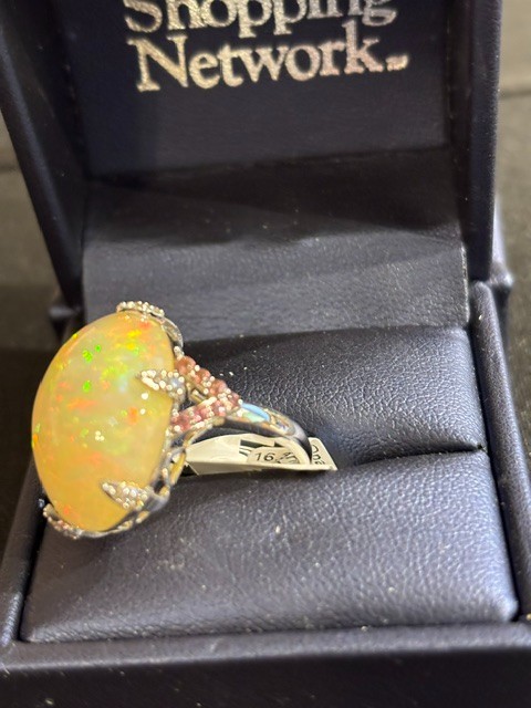 16.30 Ct Opal-.040 ctw Pink white Toumaline Diamond 14K gold ring