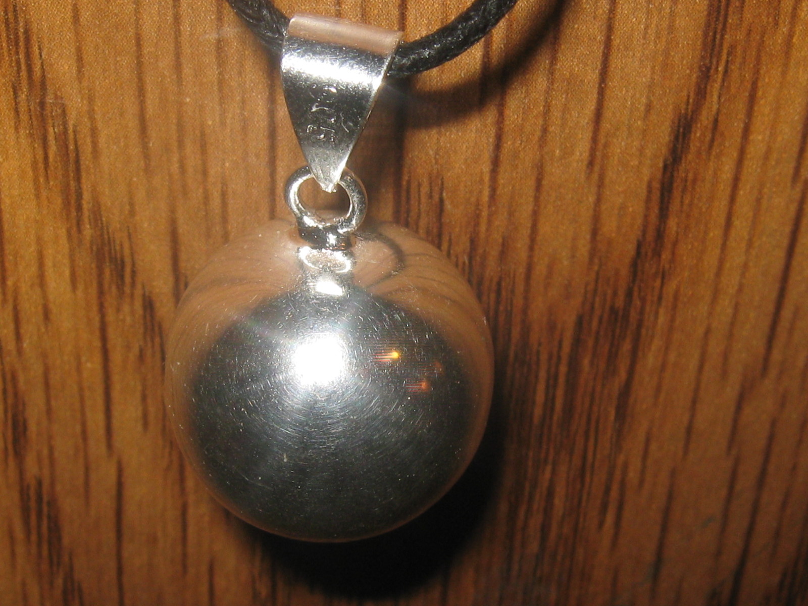 New 20mm Harmony Ball Round Sphere Chime Bell Bead Charm Pendant Necklace