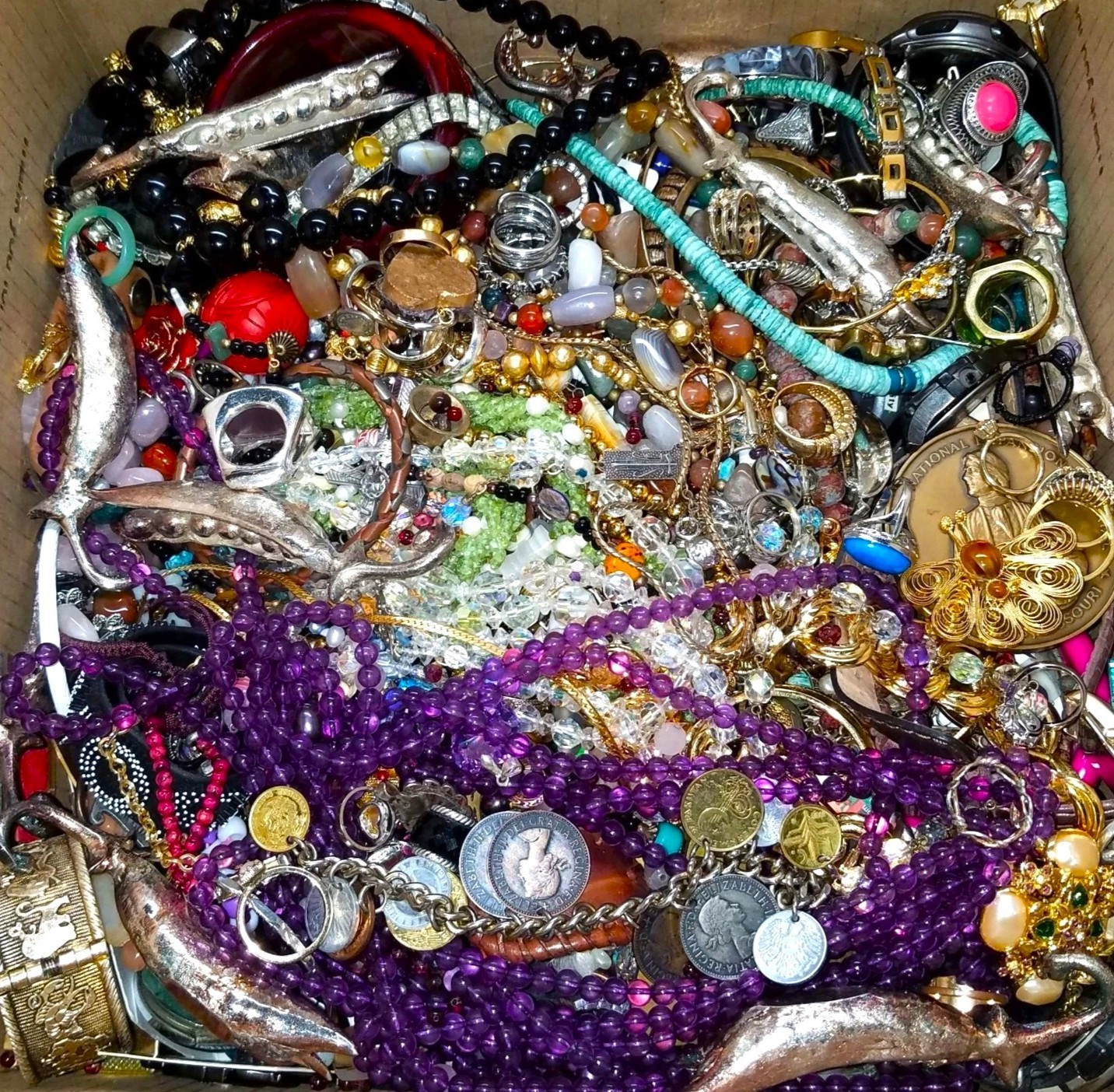 3 Pounds Untested Unsorted Lot Jewelry Old Vintage & Modern Wear & Junk Mixed In