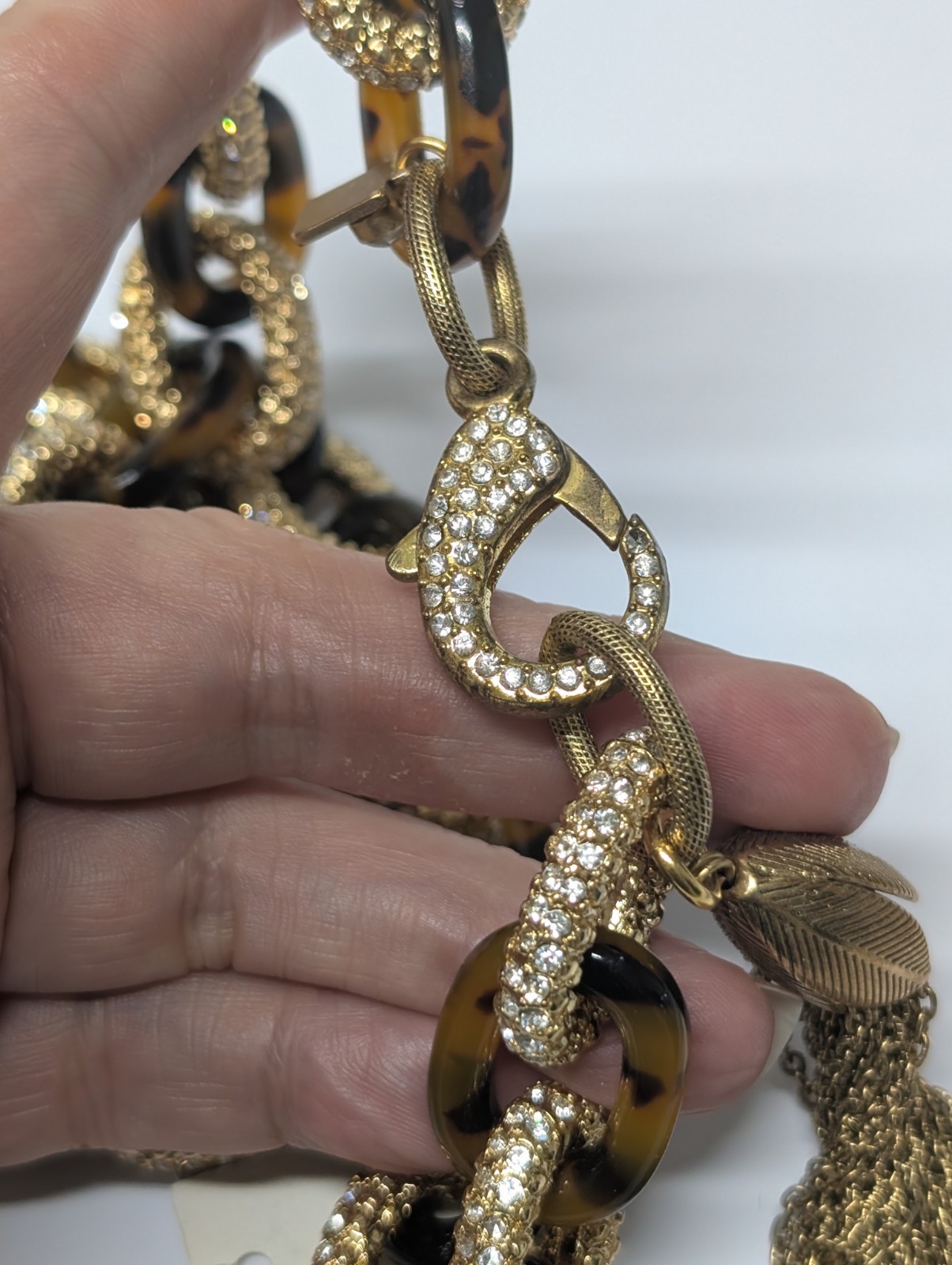 John Wind Chunky Rhinestone and Tortoise Link Chain Necklace Gold Tone