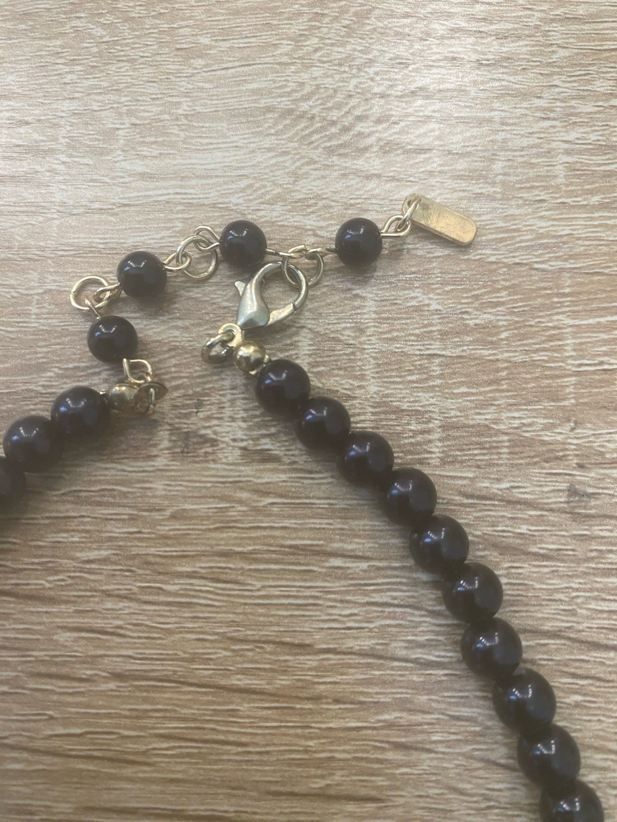 Classic Glossy Black Beaded Necklace Sparkling Rhinestone Accent Gold Tone Clasp