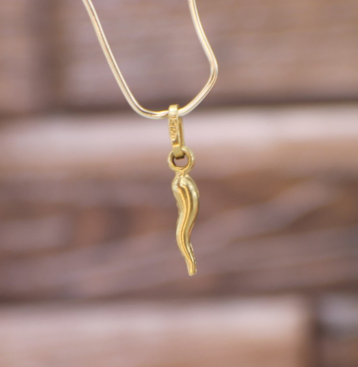 Solid 18K Yellow Gold 3D Malocchio Italian Horn Pendant Charm Travel Tiny Petite