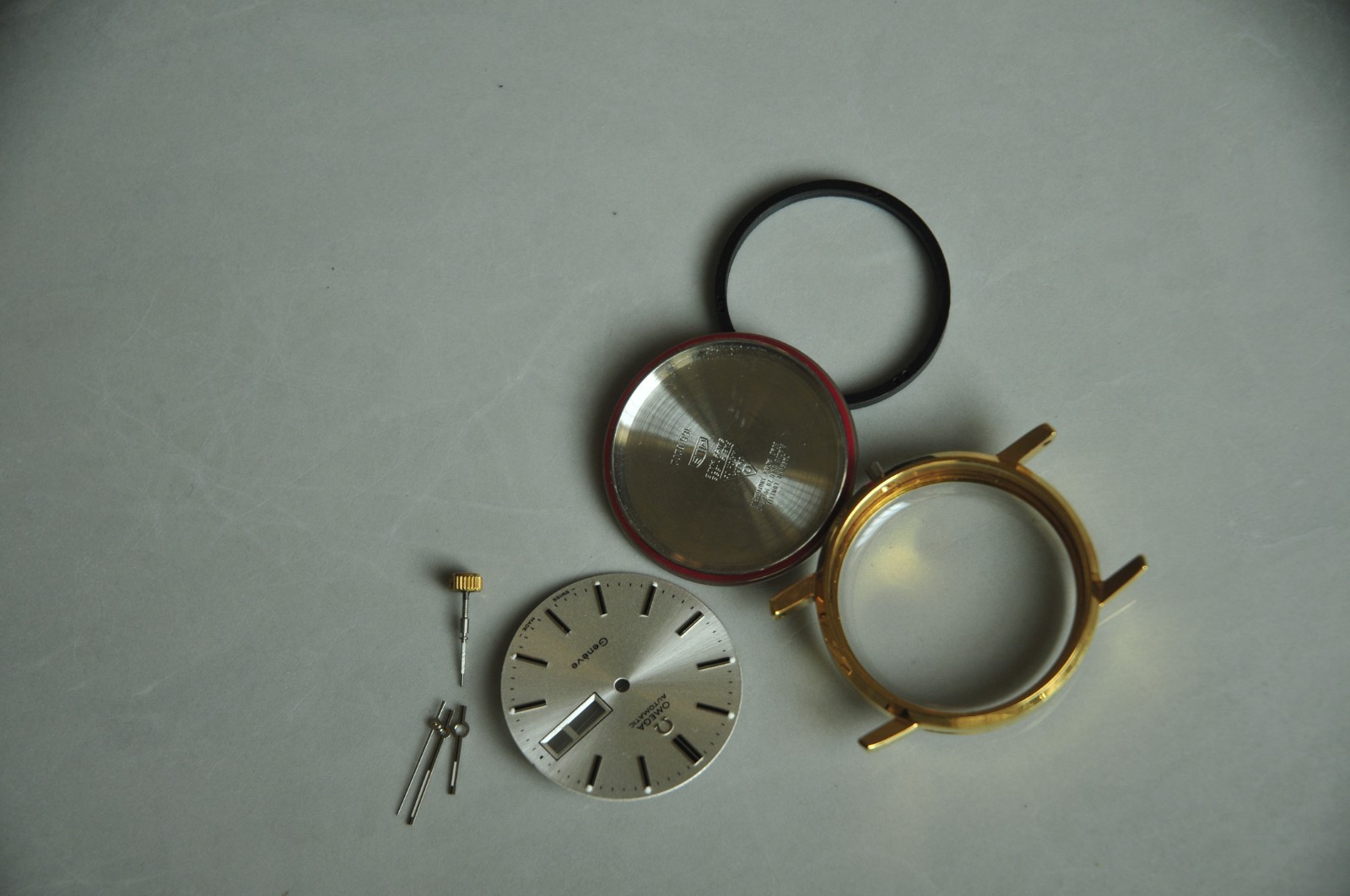Omega case kit for 1020 movement –all sets except for the movement
