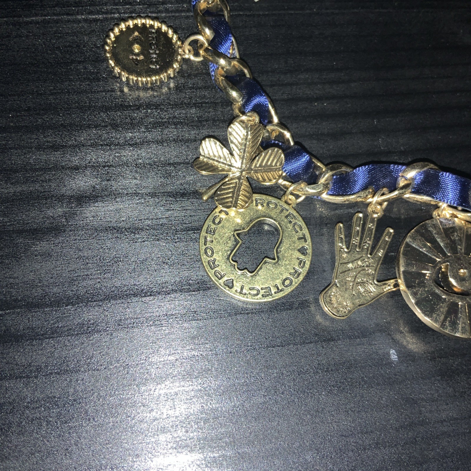 Betsey Johnson Lucking Out Eye Statement Necklace – Extremely Rare – G1