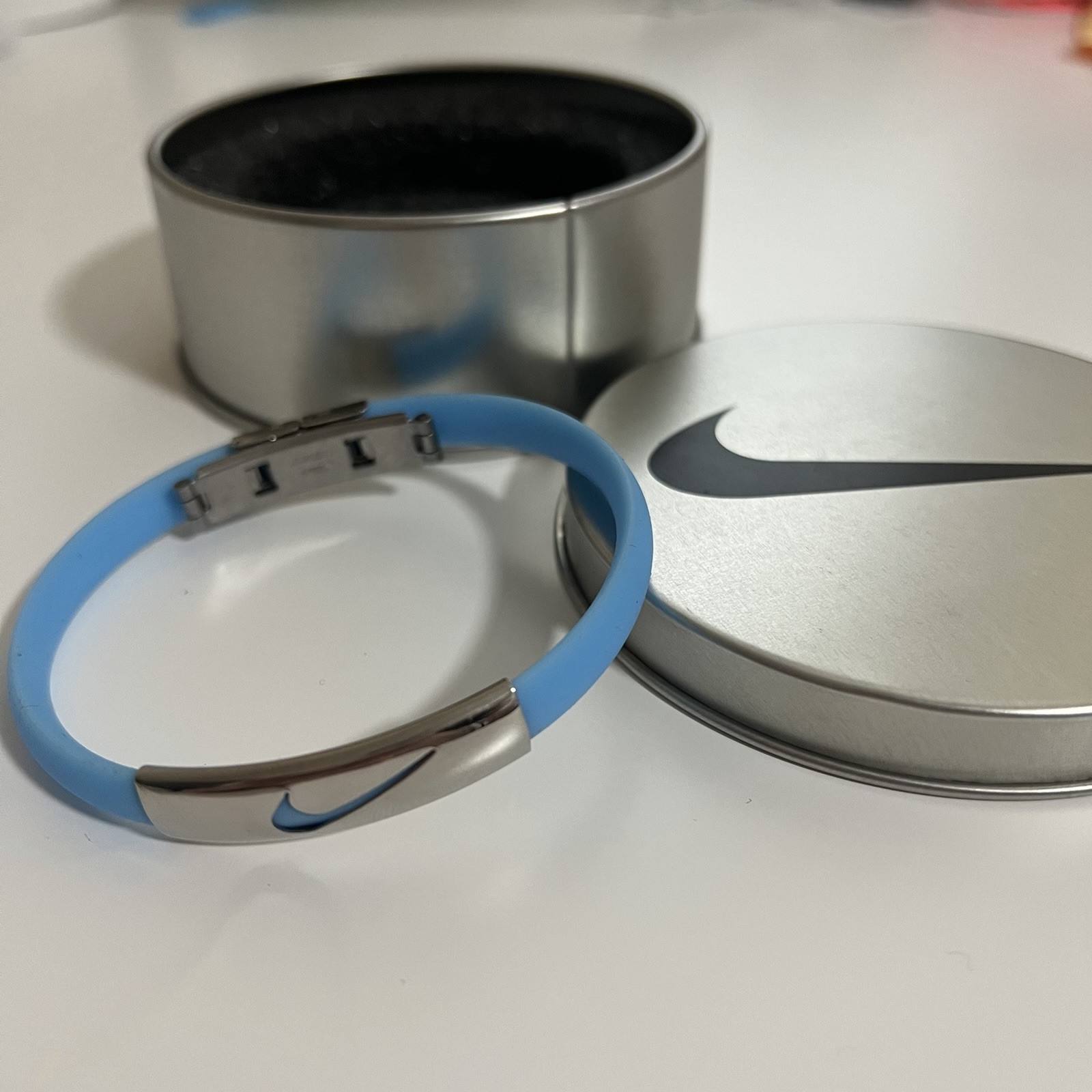 One Nike Silicone Adjustable Bracelet with Metal Tin Case