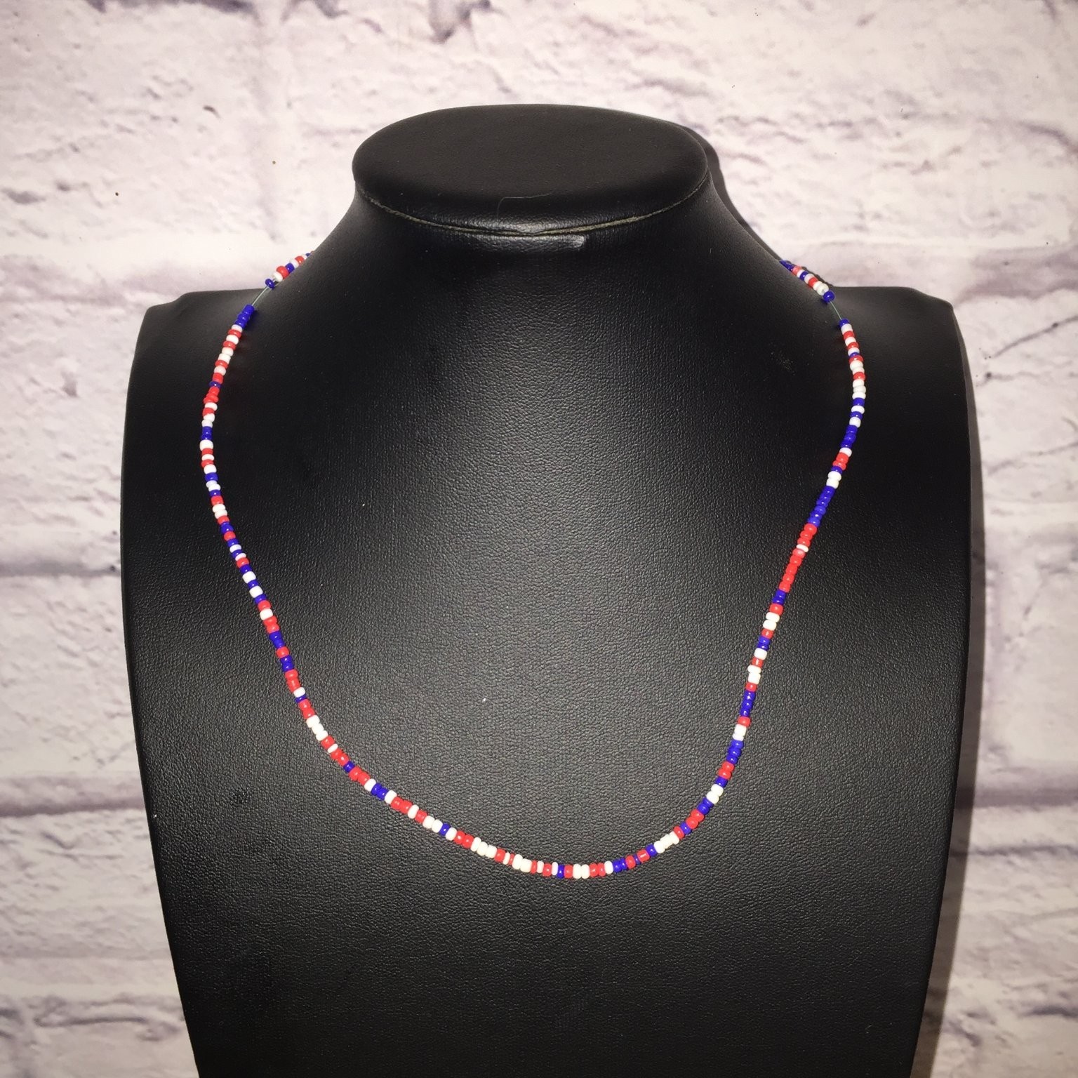 Vintage Patriotic Beaded Necklace Red White Blue Acrylic Y2K Fashion Jewelry