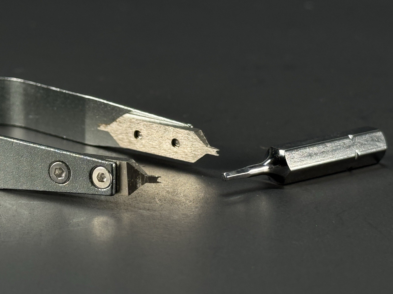 RUIHUA V Tweezer Plier Spring Bar Removal Tool for Rolex Omega Tudor Bracelet