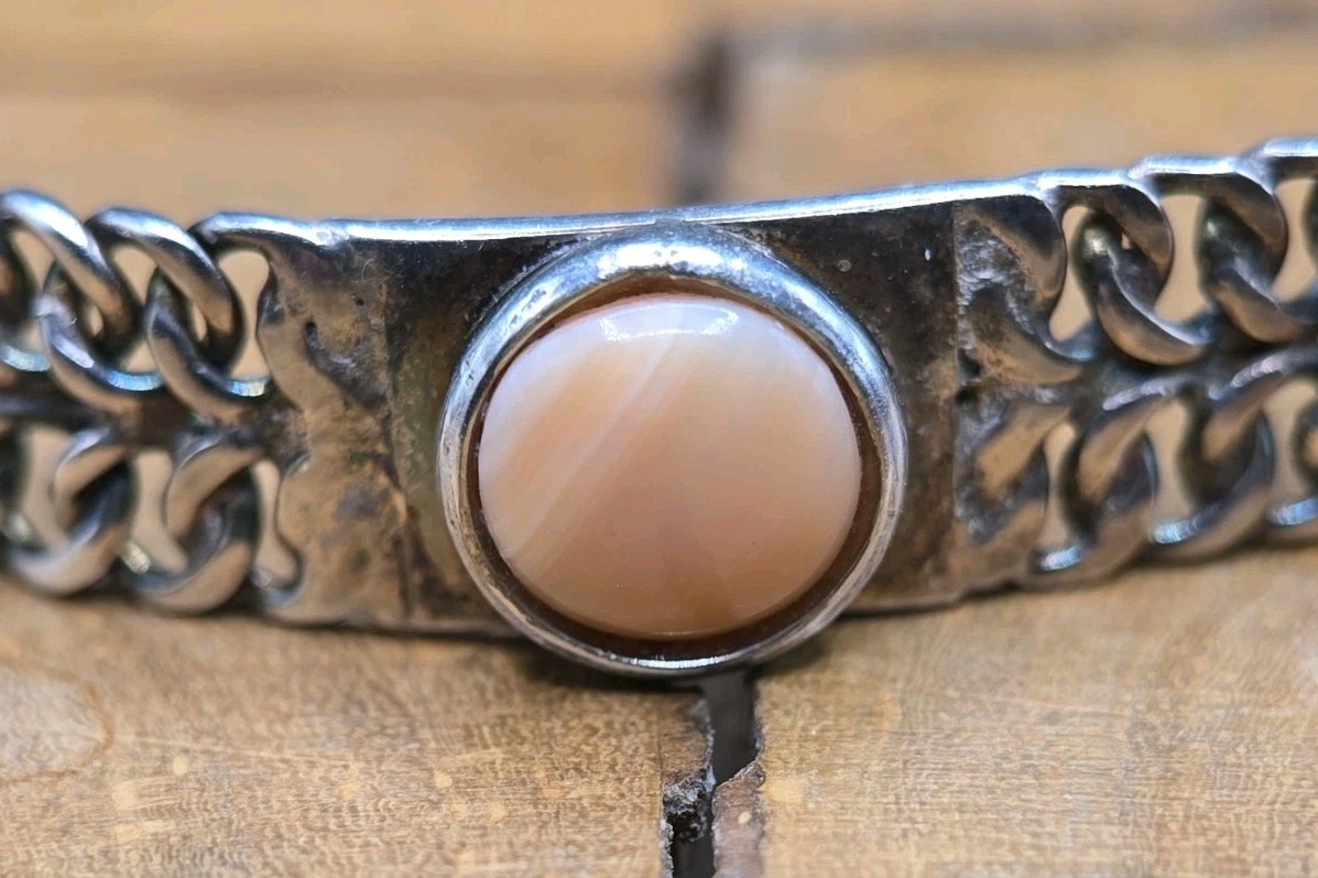 ​Vintage Peruvian 950 Silver Flat Foxtail Panel Pink Conch Shell Bracelet 7.5″