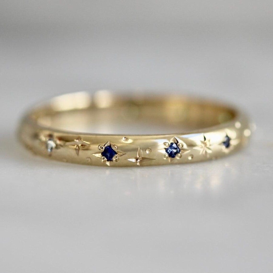Blue sapphire 9k solid gold Minimalist Ring jewelry Hand Engraved Celestial 5g